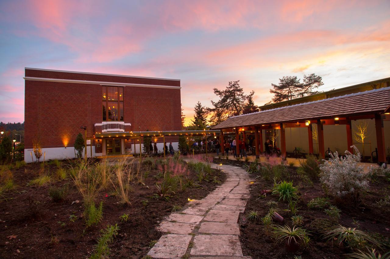 Mcmenamins Anderson School Hotell Bothell Exteriör bild