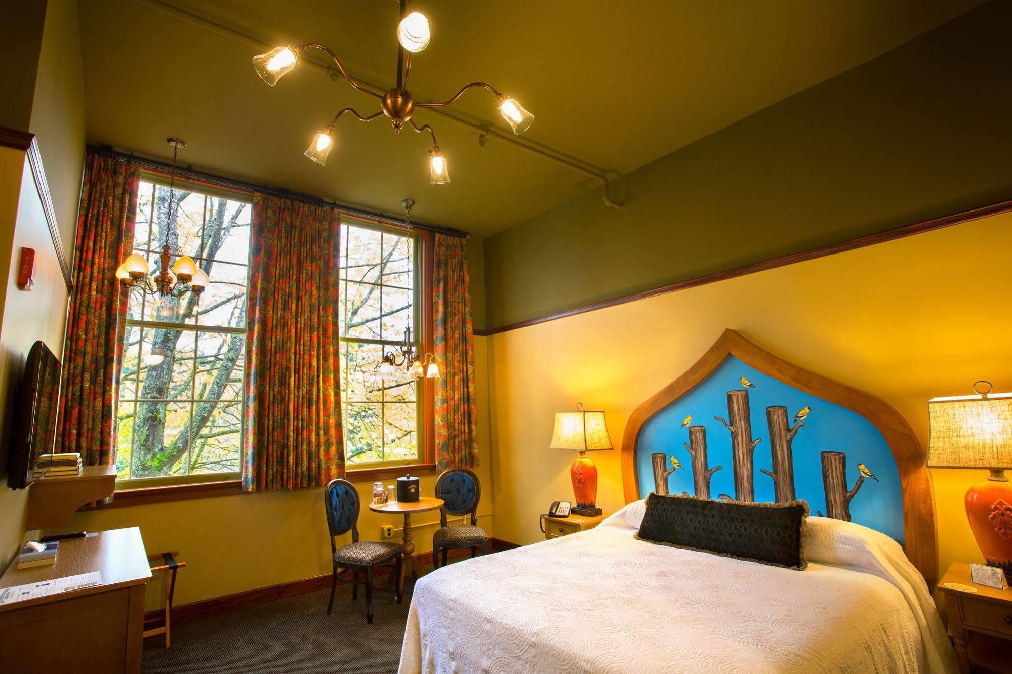 Mcmenamins Anderson School Hotell Bothell Exteriör bild